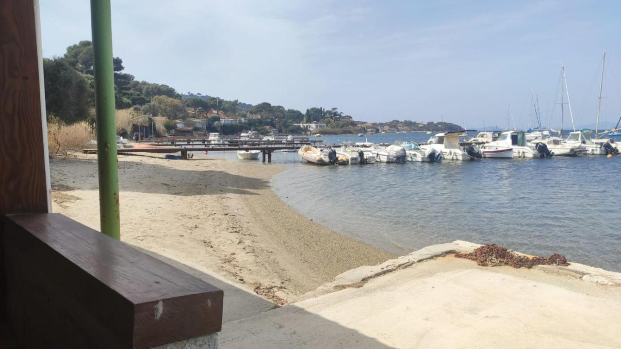 Maison De Pecheur Les Pieds Dans L'eau Giens Ferienhaus Hyères